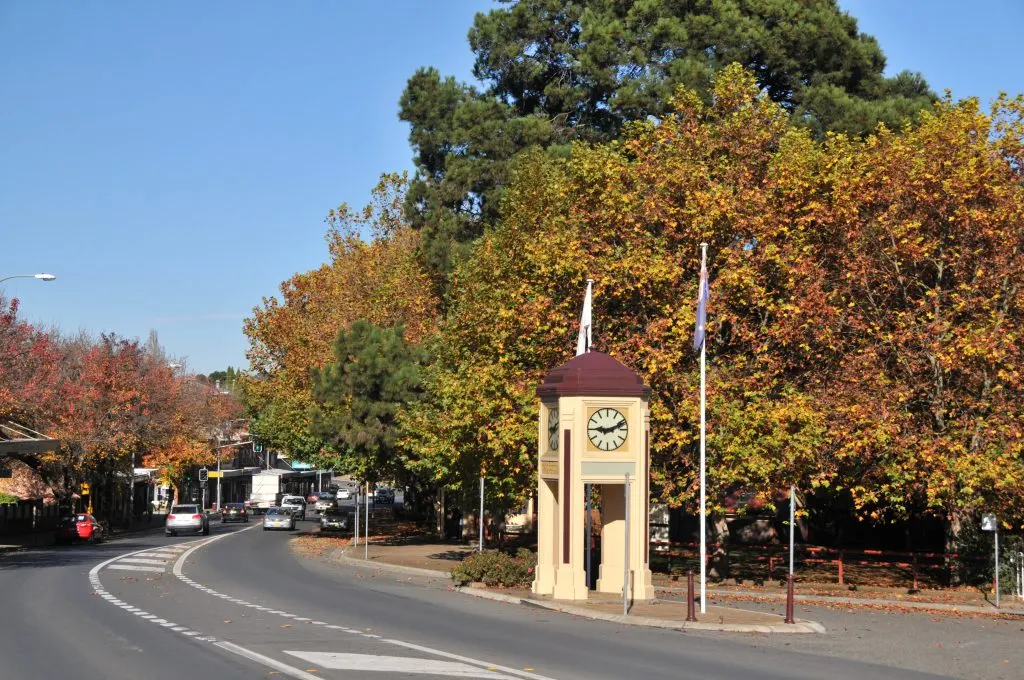 Moss Vale town centre shopping and main street